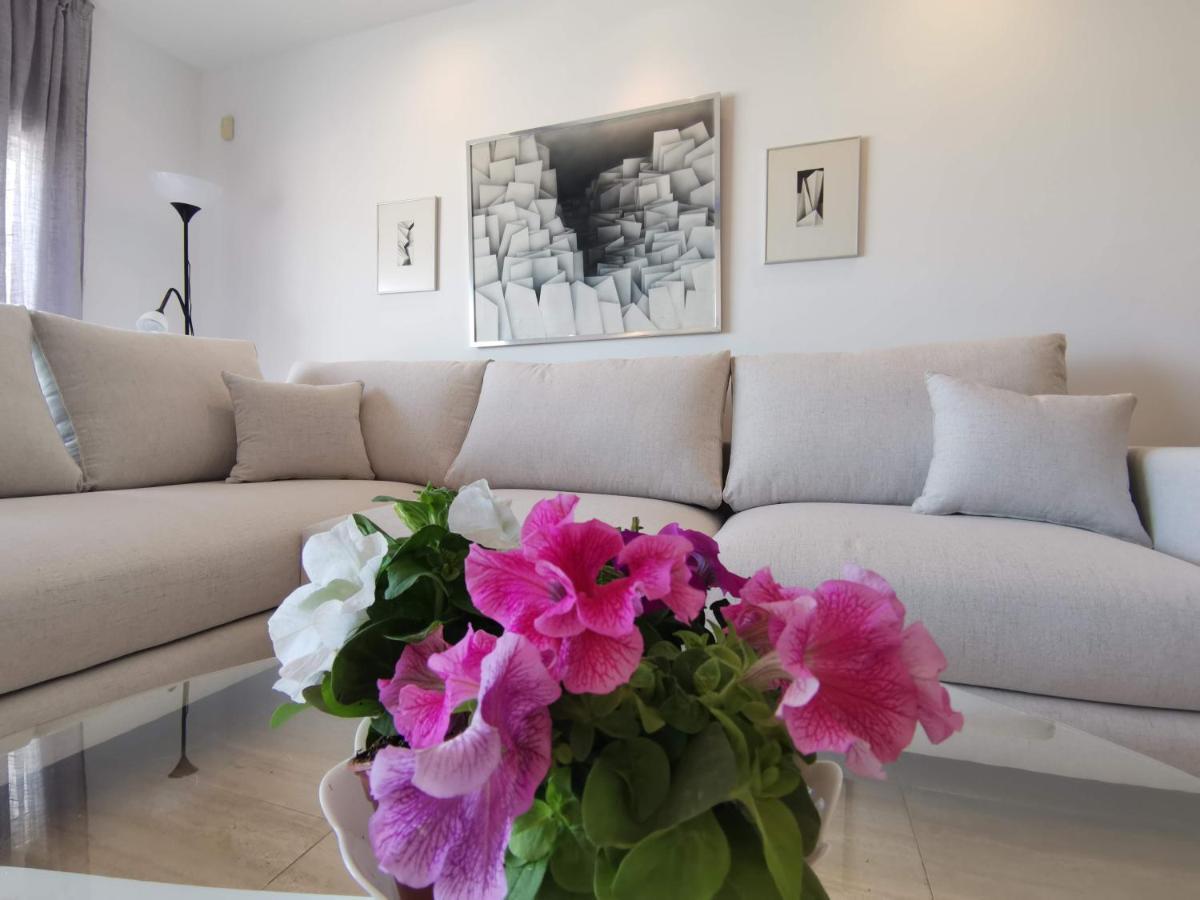 Luxury Front Line In Puerto Banus